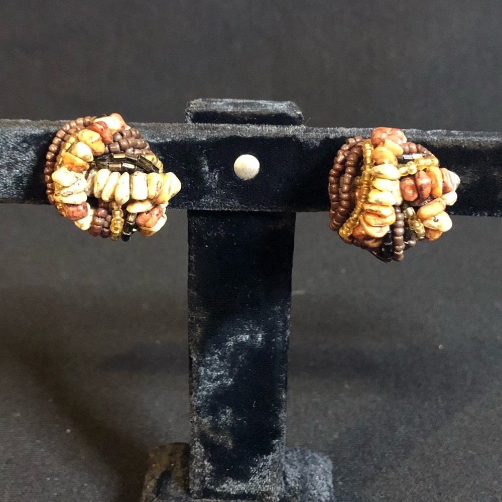 Beaded 1950s Clip Earrings